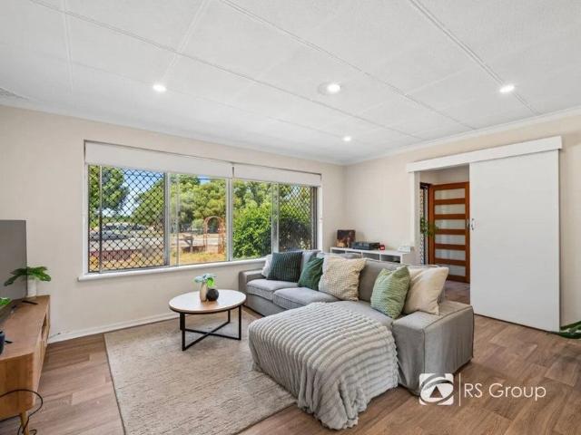 Room for rent in Cockburn, Western Australia