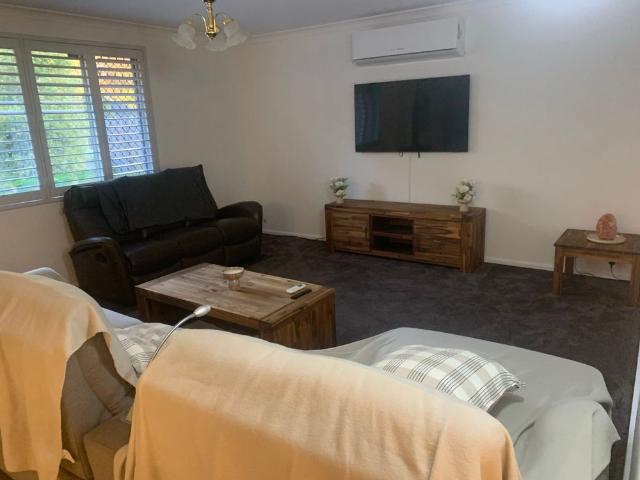 Room for rent in Forrestfield, Western Australia