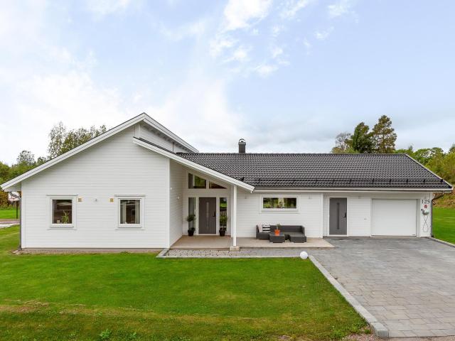 Villa till salu i Sandviken