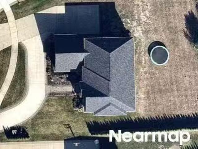 House for sale in Utica