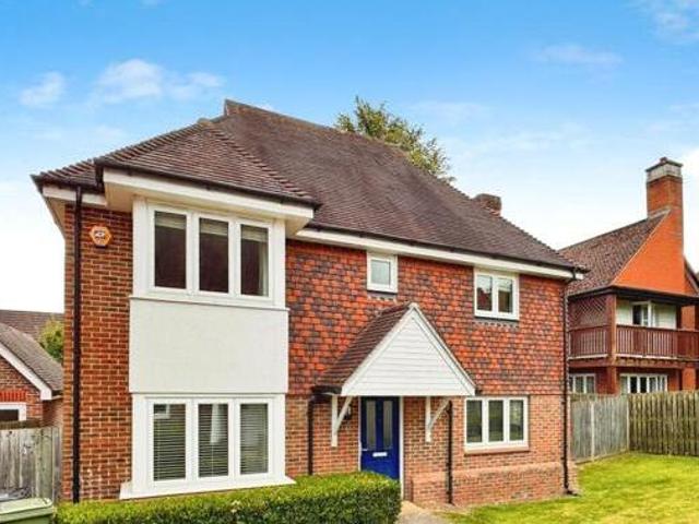 House for sale in Worplesdon, Westborough