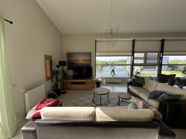 Appartement te huur in Krimpen Aan Den Ijssel, Zuid Holland