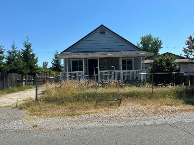 House for sale in Shasta, California