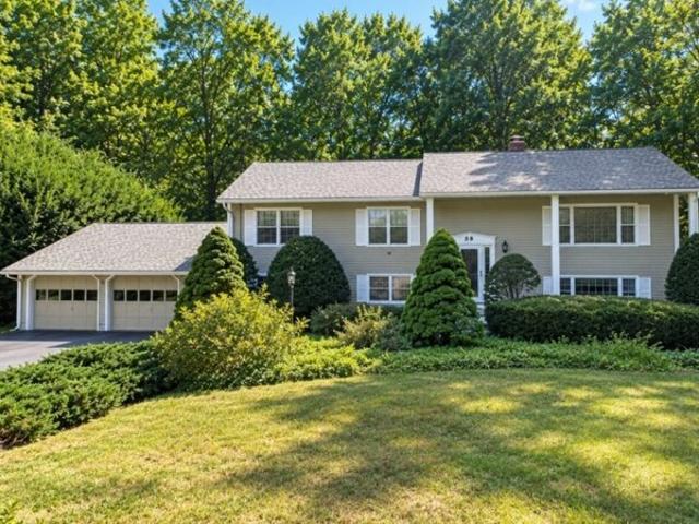 House for sale in Lovellville, Holden