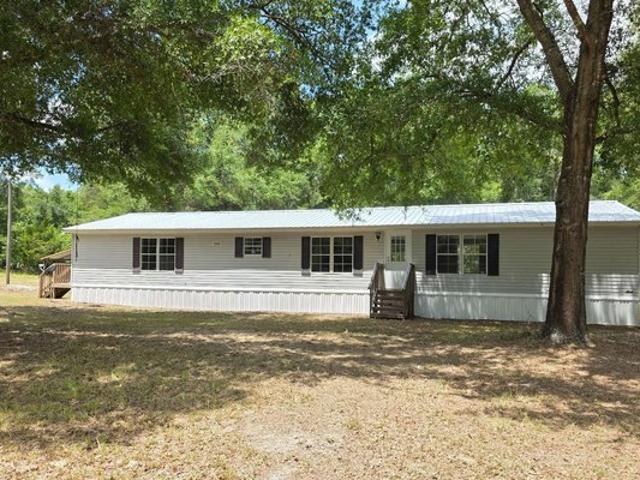 House for sale in Fort White, Florida