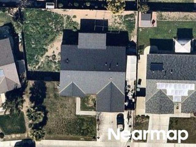 House for sale in Dinuba