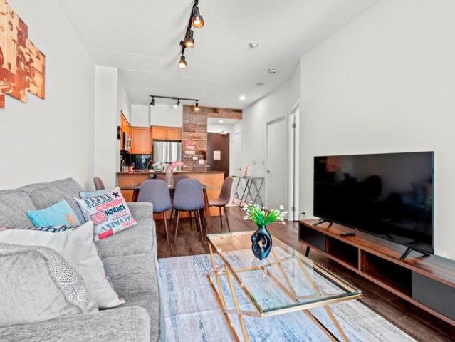 House for rent in Spadina—Fort York, Toronto