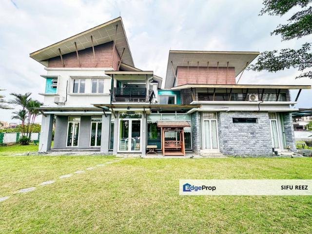 House for sale in Seksyen U8, Shah Alam