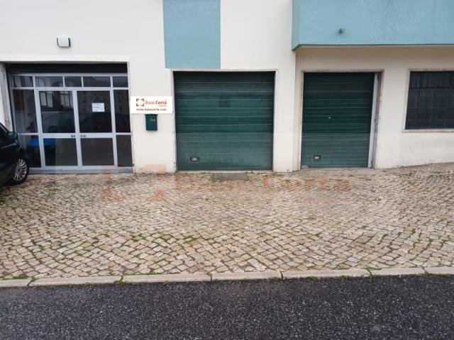 Armazém venda em Póvoa De Santa Iria