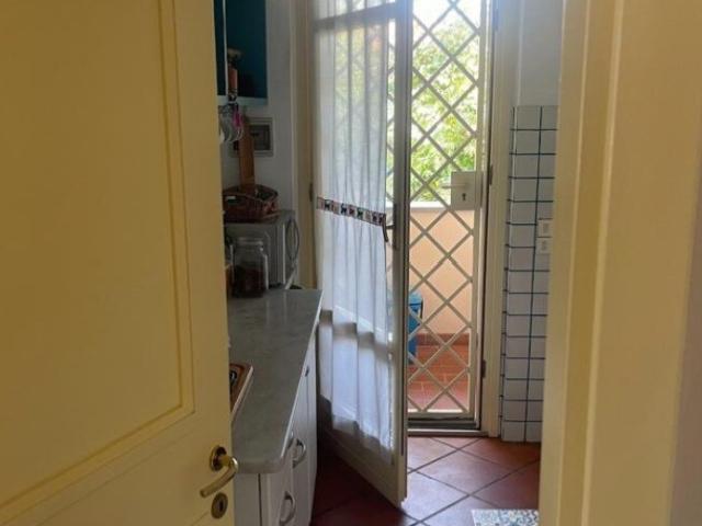 Appartamento in affitto a Vittoria Apuana, Forte Dei Marmi