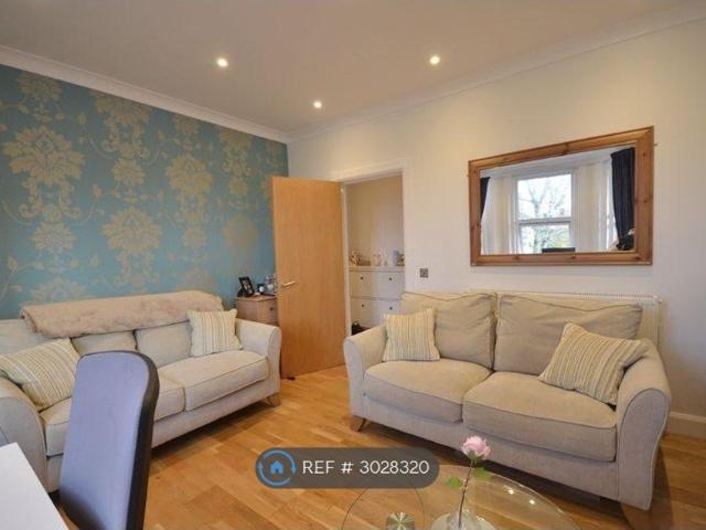 Apartment for rent in Charminster, Bournemouth
