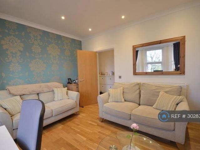 Apartment for rent in Charminster, Bournemouth