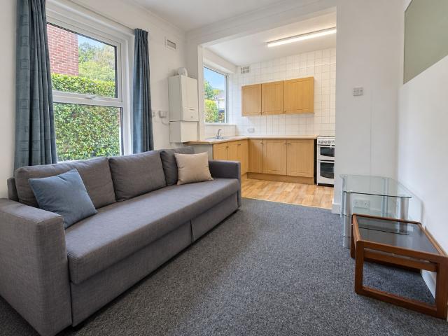 Studio for rent in Charminster, Bournemouth