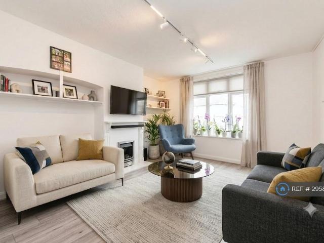 House for rent in Colindale, Greater London