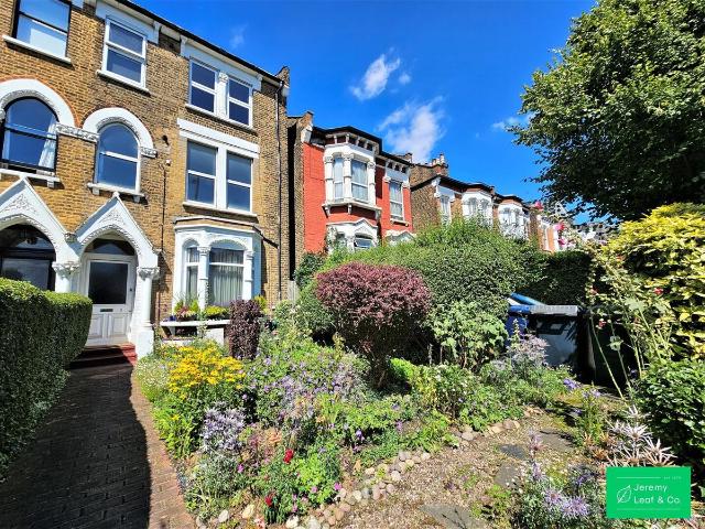 Apartment for rent in Hampstead Garden Suburb, Greater London