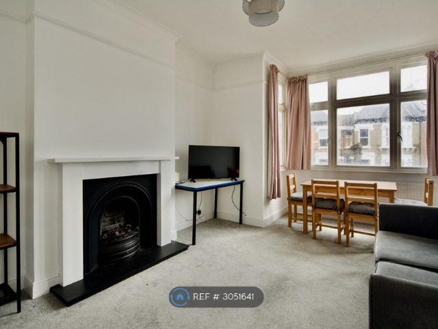 Apartment for rent in London Borough of Barnet, Greater London