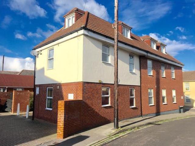 Apartment for rent in Middlecroft, Hampshire