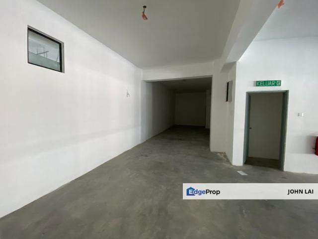 Shop for rent in Taman Usahawan Kepong, Kepong