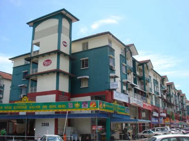 Apartment for rent in Farlim, George Town