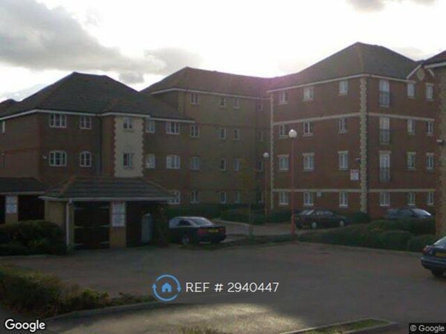 Apartment for rent in Scrattons Farm, Greater London