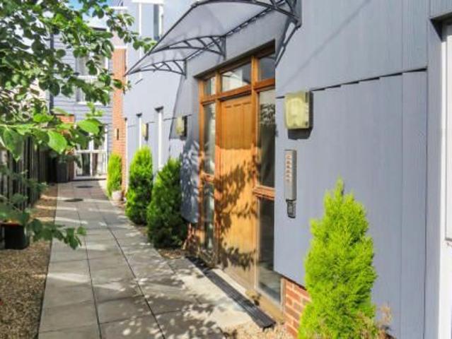 Apartment for rent in Midway, Kent