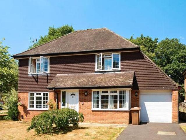 House for sale in Cranleigh, Waverley