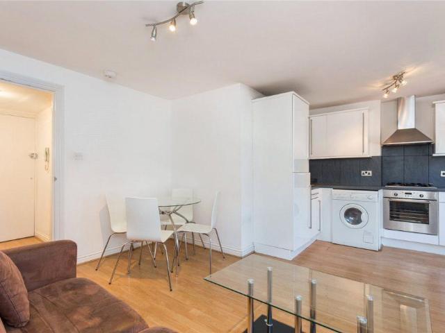 Apartment for rent in London Borough of Camden, Greater London