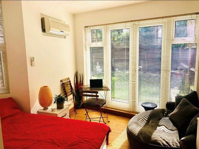 Studio for rent in West Hampstead, Greater London