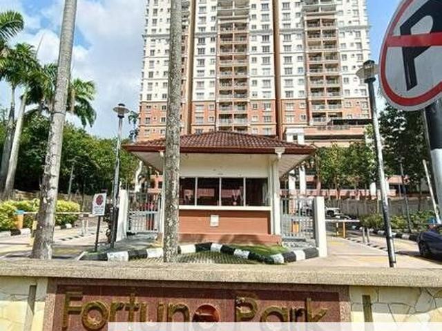 Condominium for sale in Petaling, Subang Jaya
