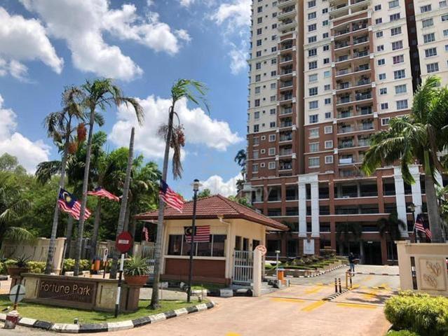 Apartment for rent in Seri Kembangan, Majlis Bandaraya Subang Jaya