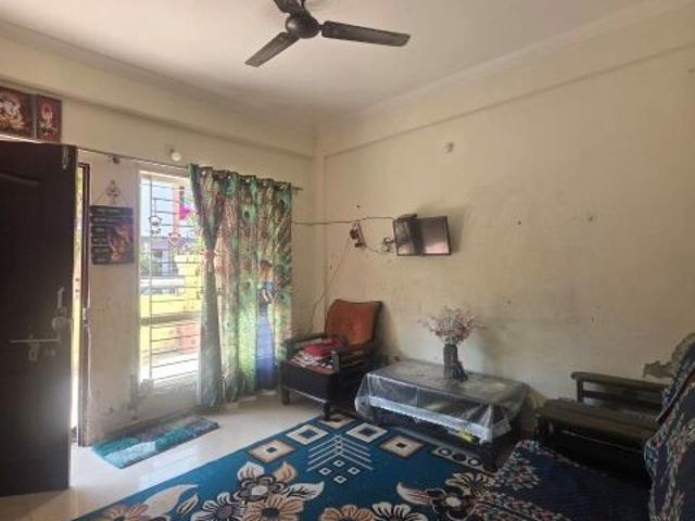 House for sale in Madya