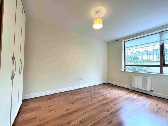 Apartment to rent in Bluebell, North Tipperary