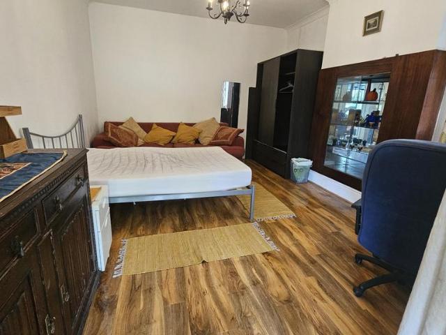 Apartment for rent in Preston, Greater London