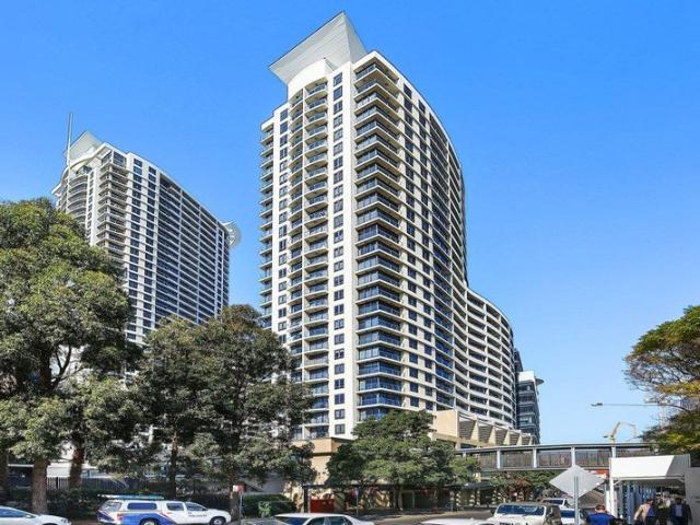 Apartment for rent in Lower North Shore, Sydney