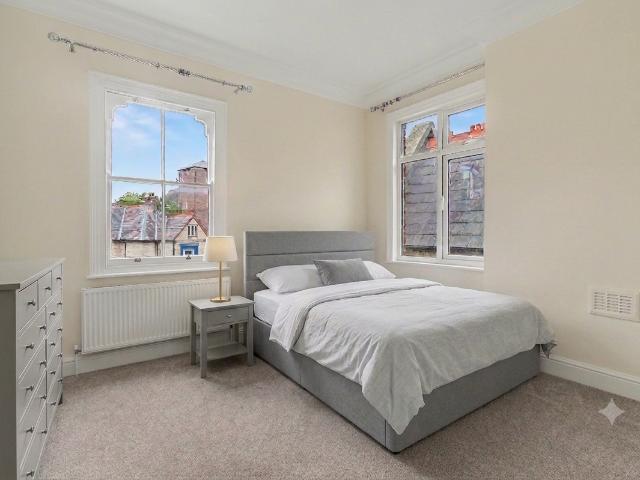 Apartment for rent in West End, Old Wharf