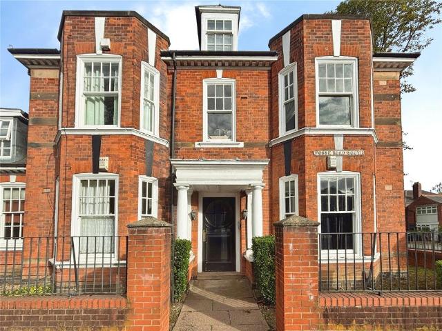 Apartment for rent in West End, Old Wharf