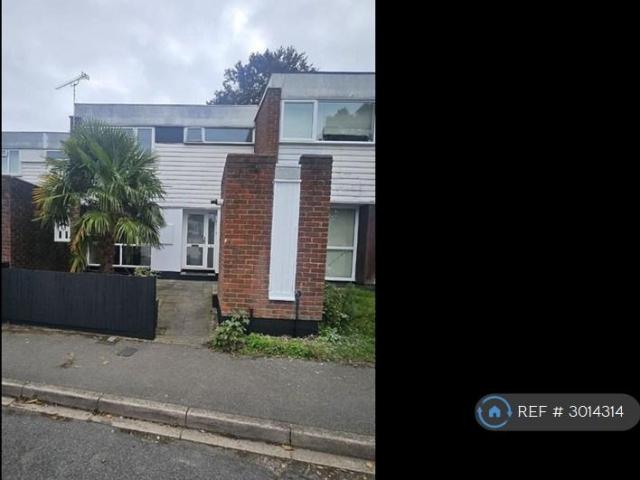 House for rent in Sheerwater, Woking