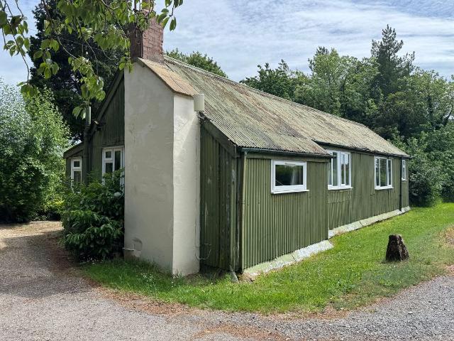 House for rent in Fossebridge, Gloucestershire