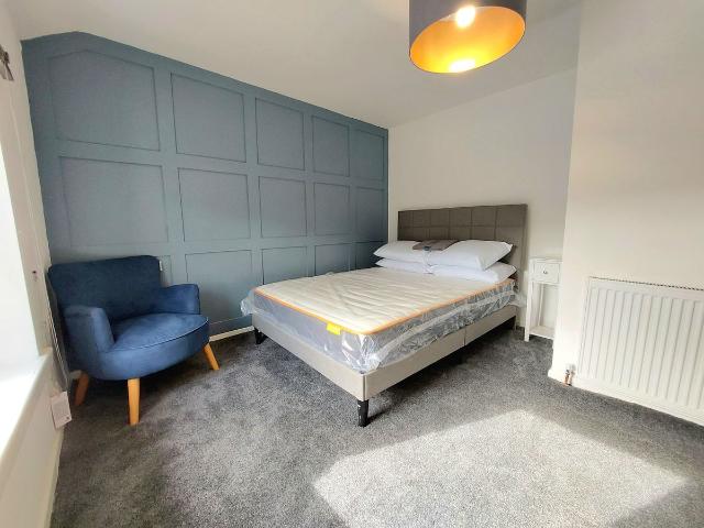 Room for rent in Pontypridd, Wales