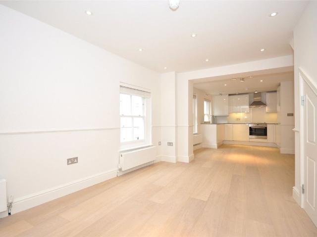 Apartment for rent in City of Westminster, Greater London