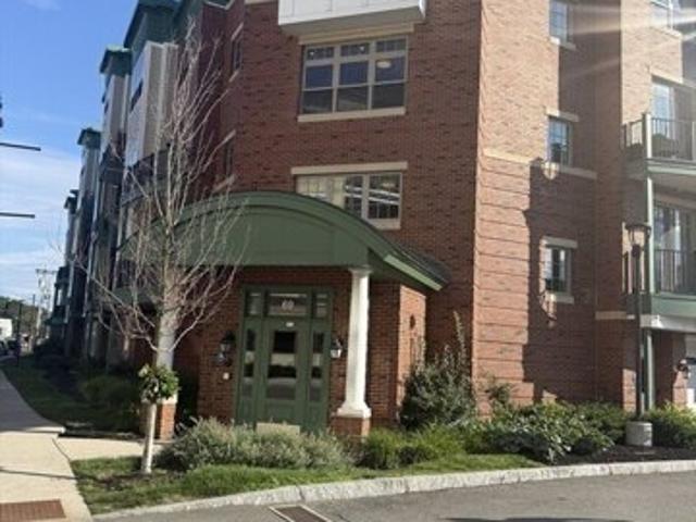 Condo for sale in Wakefield, Massachusetts
