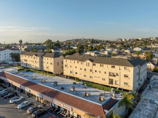 Apartment for rent in Long Beach, California
