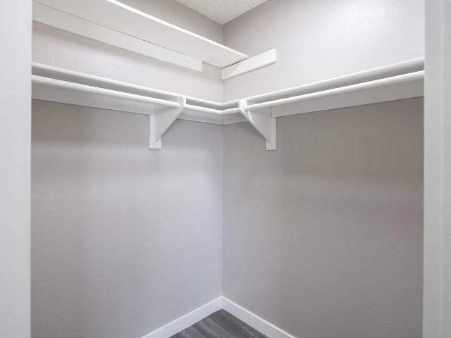 Apartment for rent in Long Beach, California
