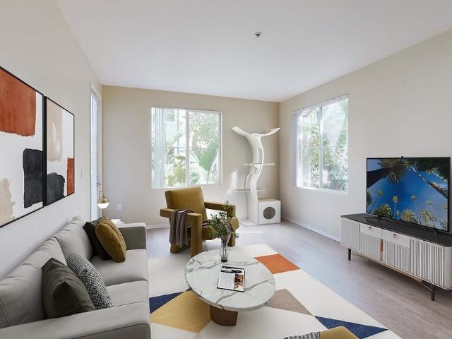 Apartment for rent in Canoga Park, California