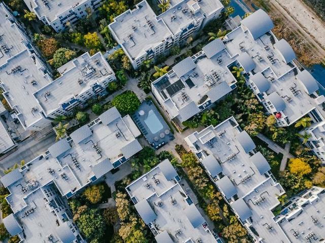 Apartment for rent in Canoga Park, California