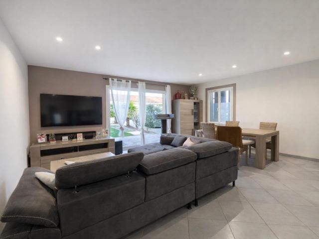 Maison vente à Angoulême, Fouquebrune