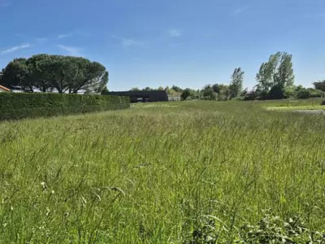 Terrain vente à Confolens, Fouqueure