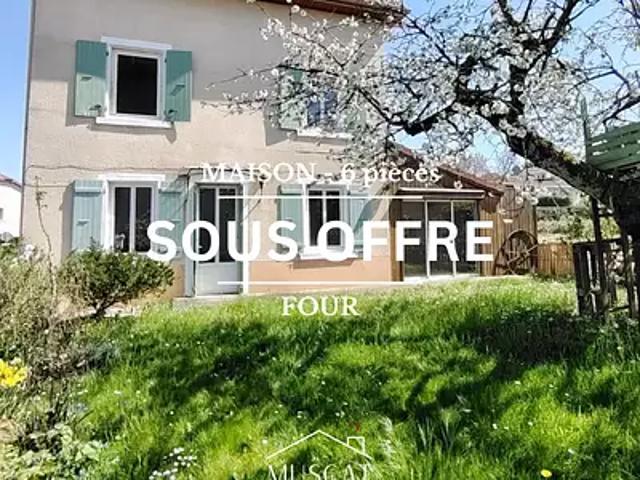 Maison vente à La Tour-du-Pin, Four