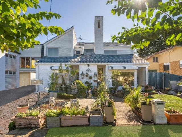 House for sale in Woody Point