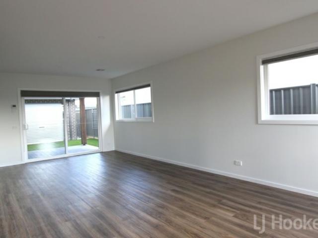 House for rent in Googong, New South Wales